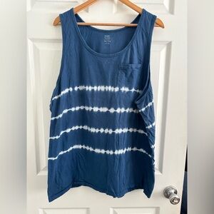Old Navy men’s XXL blue with white tie dye bro tank.